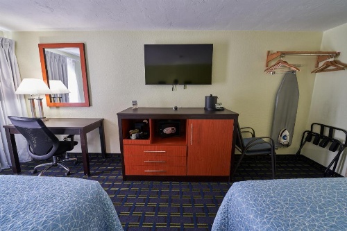 The Mariner Resort Cape Cod by The Red Collection image 17