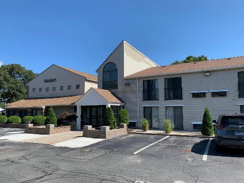 The Mariner Resort Cape Cod by The Red Collection image 2