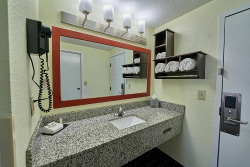 The Mariner Resort Cape Cod by The Red Collection image 24
