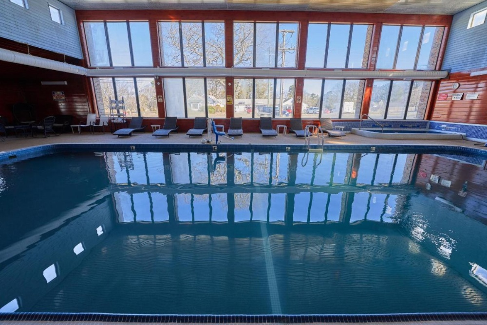 The Mariner Resort Cape Cod by The Red Collection Image 28