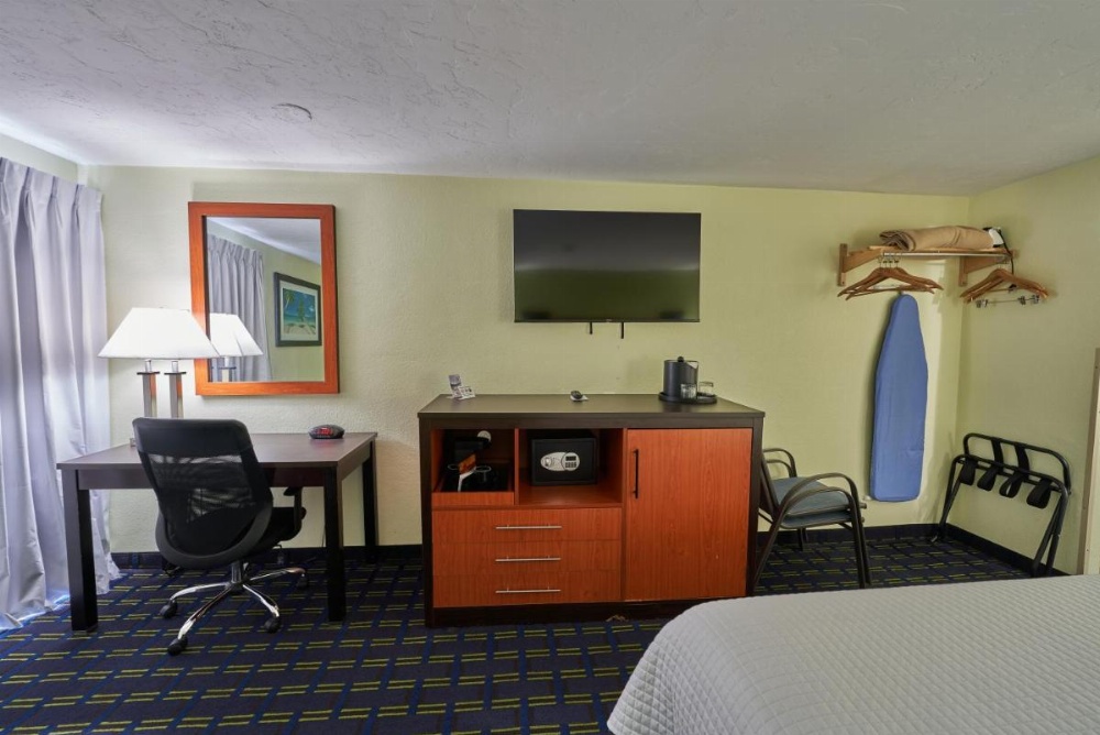 The Mariner Resort Cape Cod by The Red Collection Image 35
